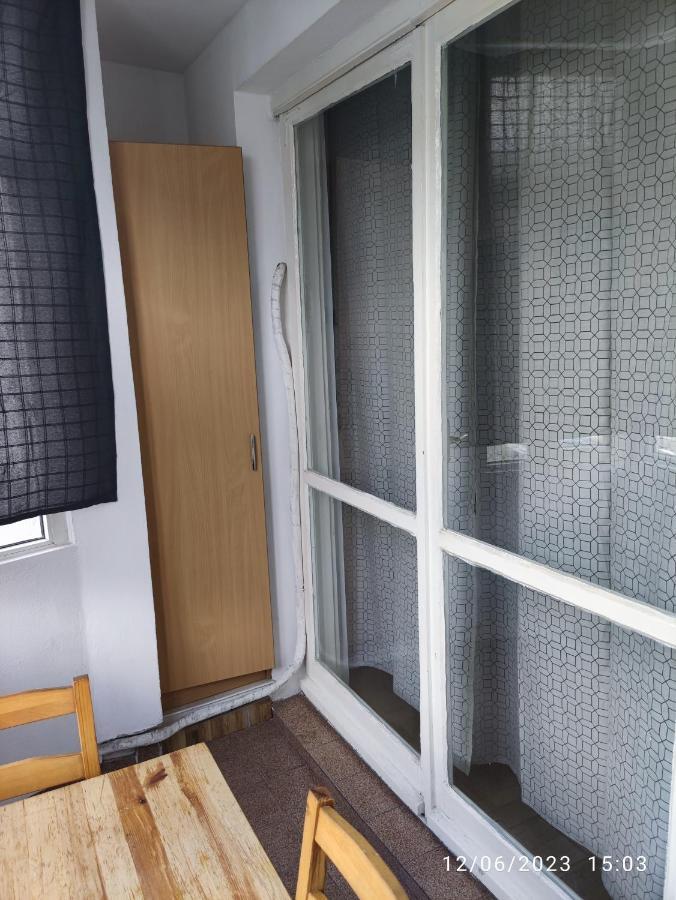 Fabian Central Apartment ブカレスト エクステリア 写真