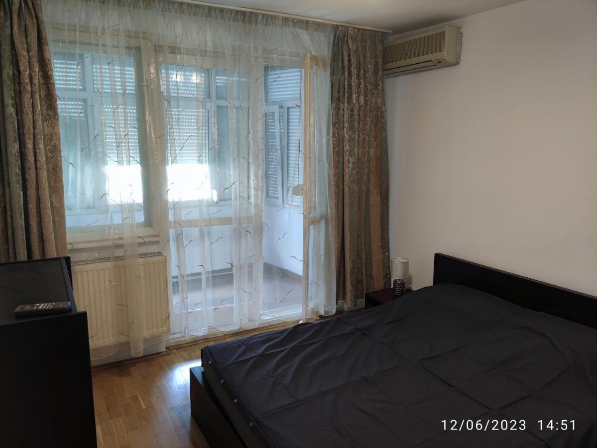 Fabian Central Apartment ブカレスト エクステリア 写真
